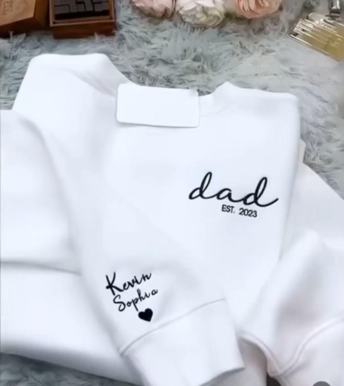 Sweatshirt